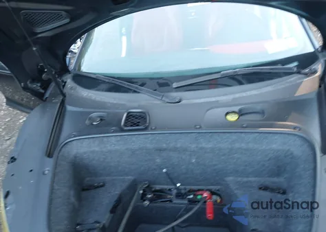 2011 Audi R8 5.2 z USA, uszkodzony, nr VIN WUAVNAFG0BN001966